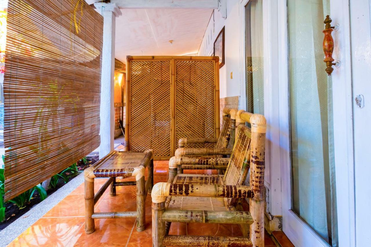 Oyo 1373 Chili Gili Hotel Gili Trawangan Eksteriør billede